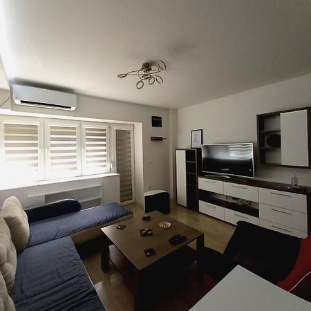 Skopje Contemporary Apartment 外观 照片