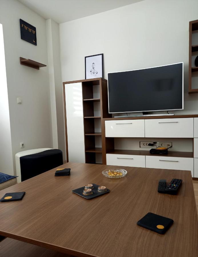 Skopje Contemporary Apartment 外观 照片